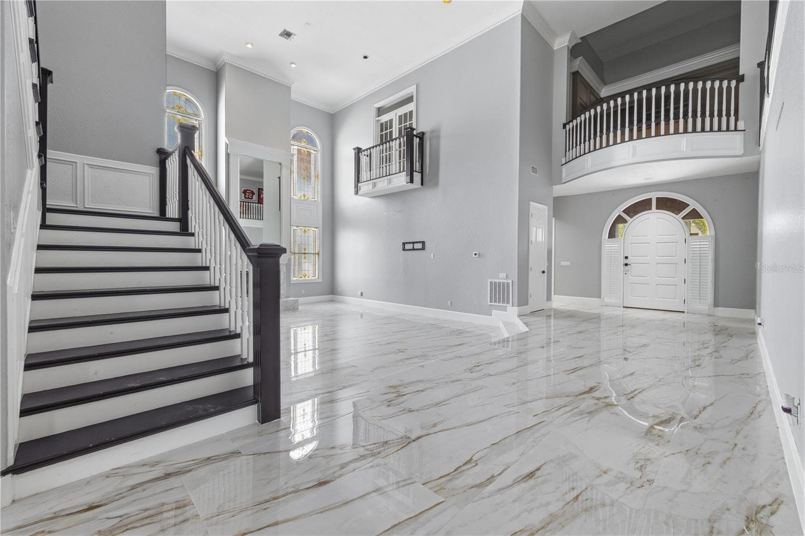 Single Family Residence at 3017 OAKMONT DR, CLEARWATER, photo 5 of 32