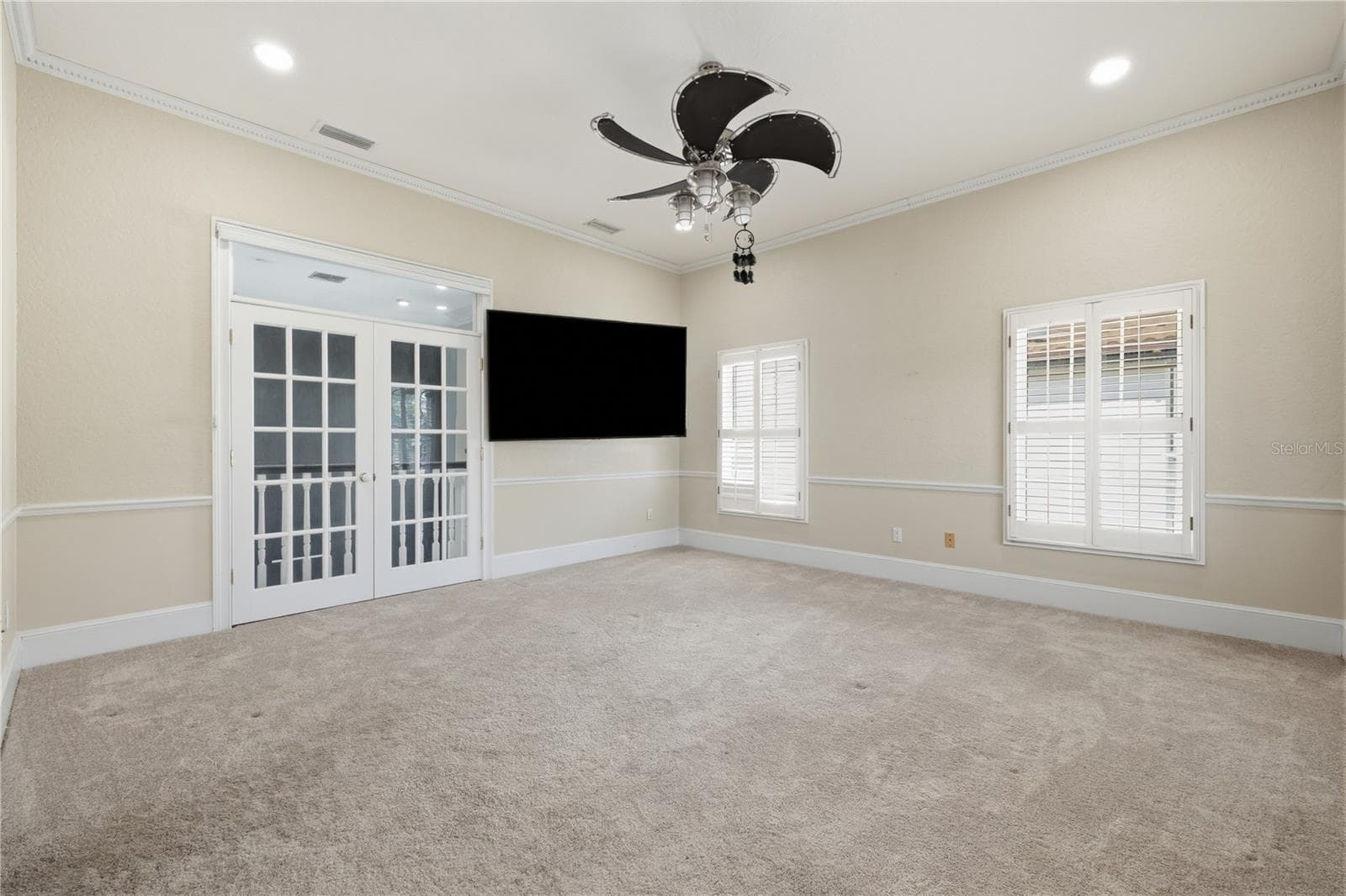 Single Family Residence at 3017 OAKMONT DR, CLEARWATER, photo 22 of 32