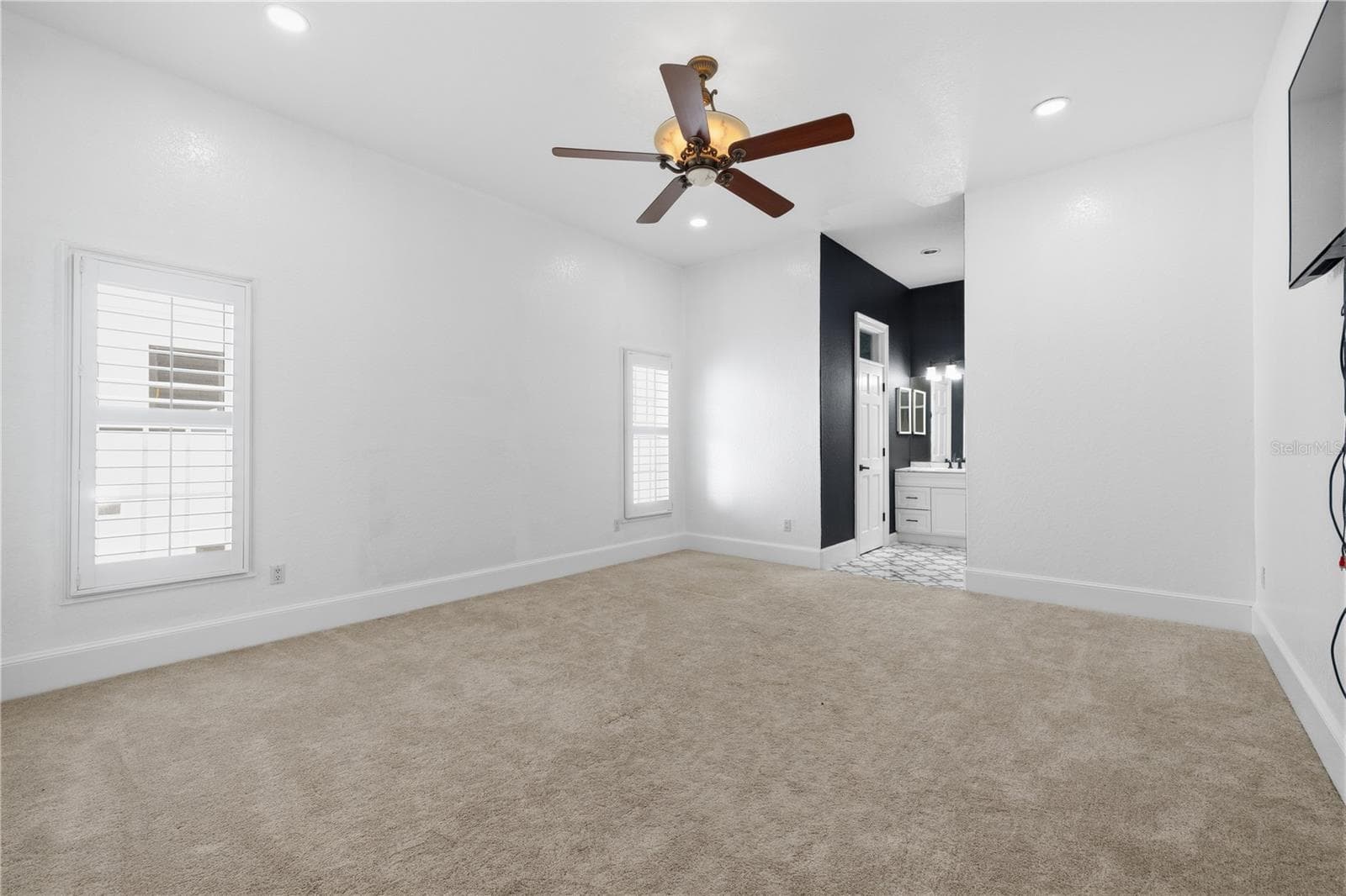 Single Family Residence at 3017 OAKMONT DR, CLEARWATER, photo 24 of 32