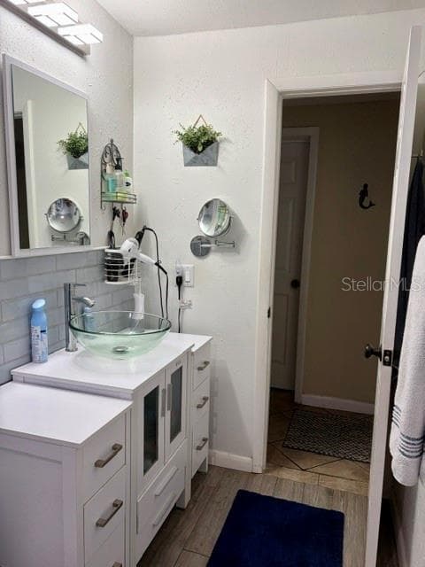 Single Family Residence at 915 HARBOR HILL DR, SAFETY HARBOR, photo 19 of 33