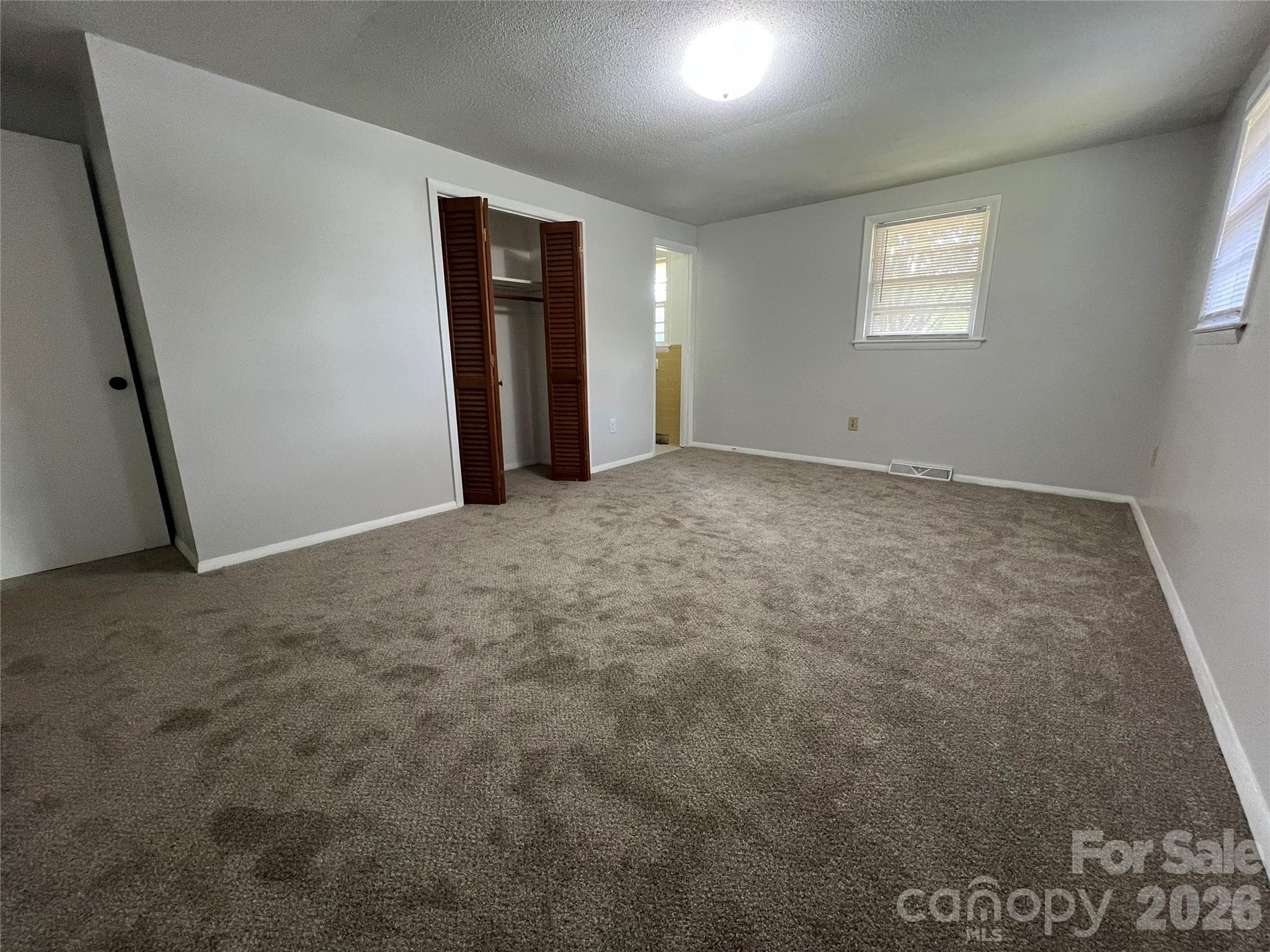 Master bedroom 2 - 649 Pine Street Extension, Forest City