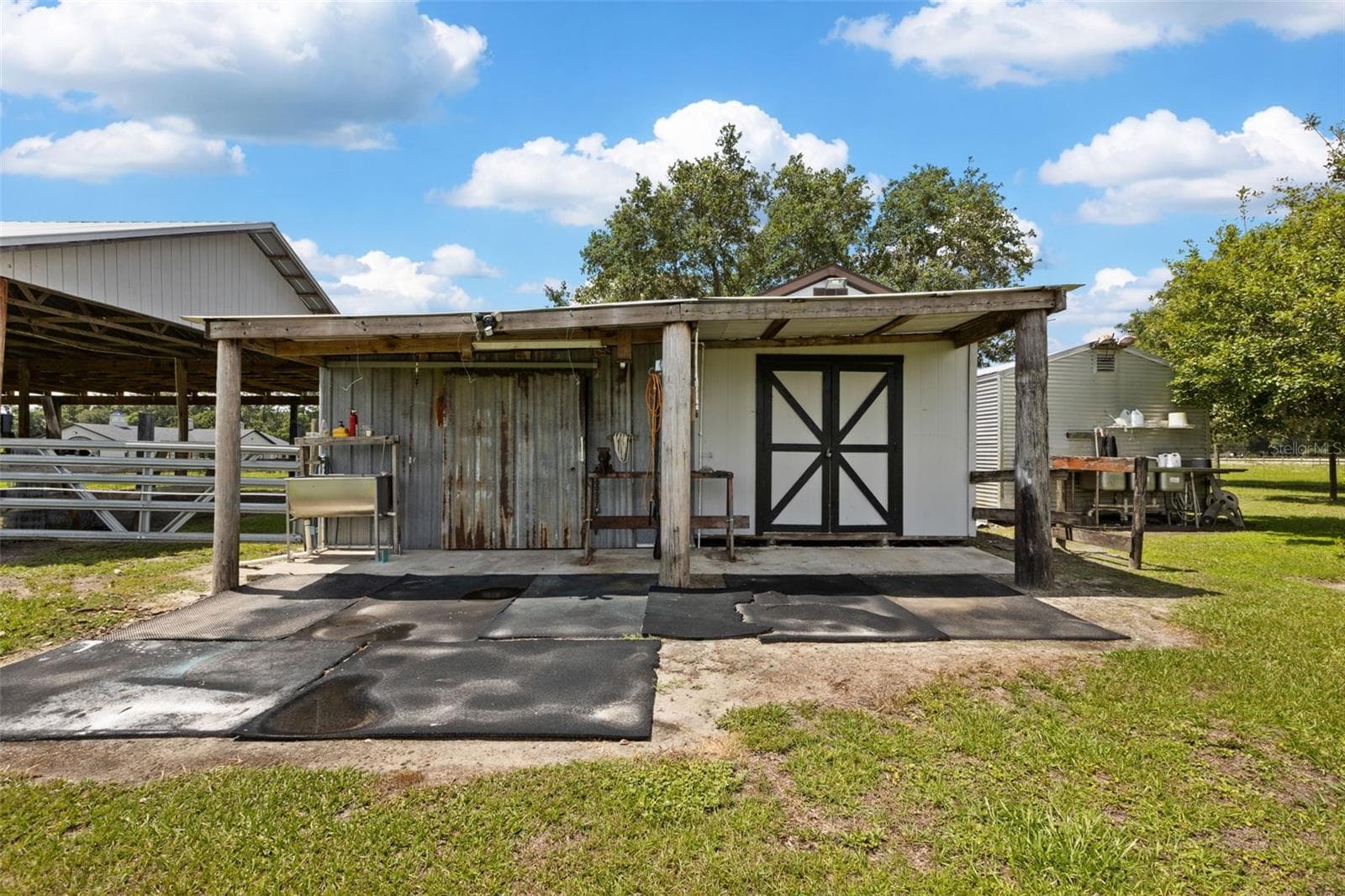 Single Family Residence at 9897 NW 160 AVE, MORRISTON, photo 85 of 90