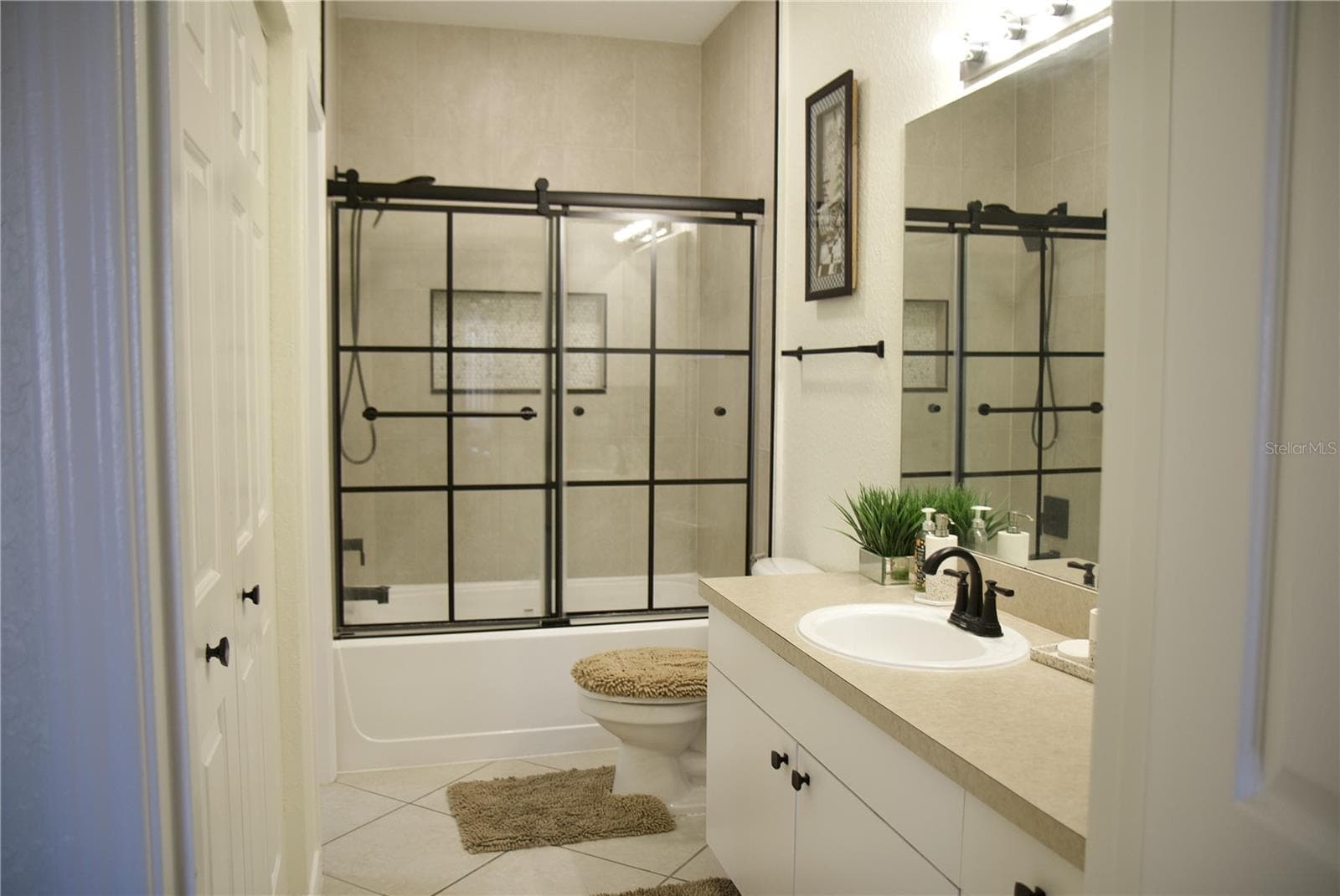 Condominium at 4323 BAYSIDE VILLAGE DR #306, TAMPA, photo 4 of 29
