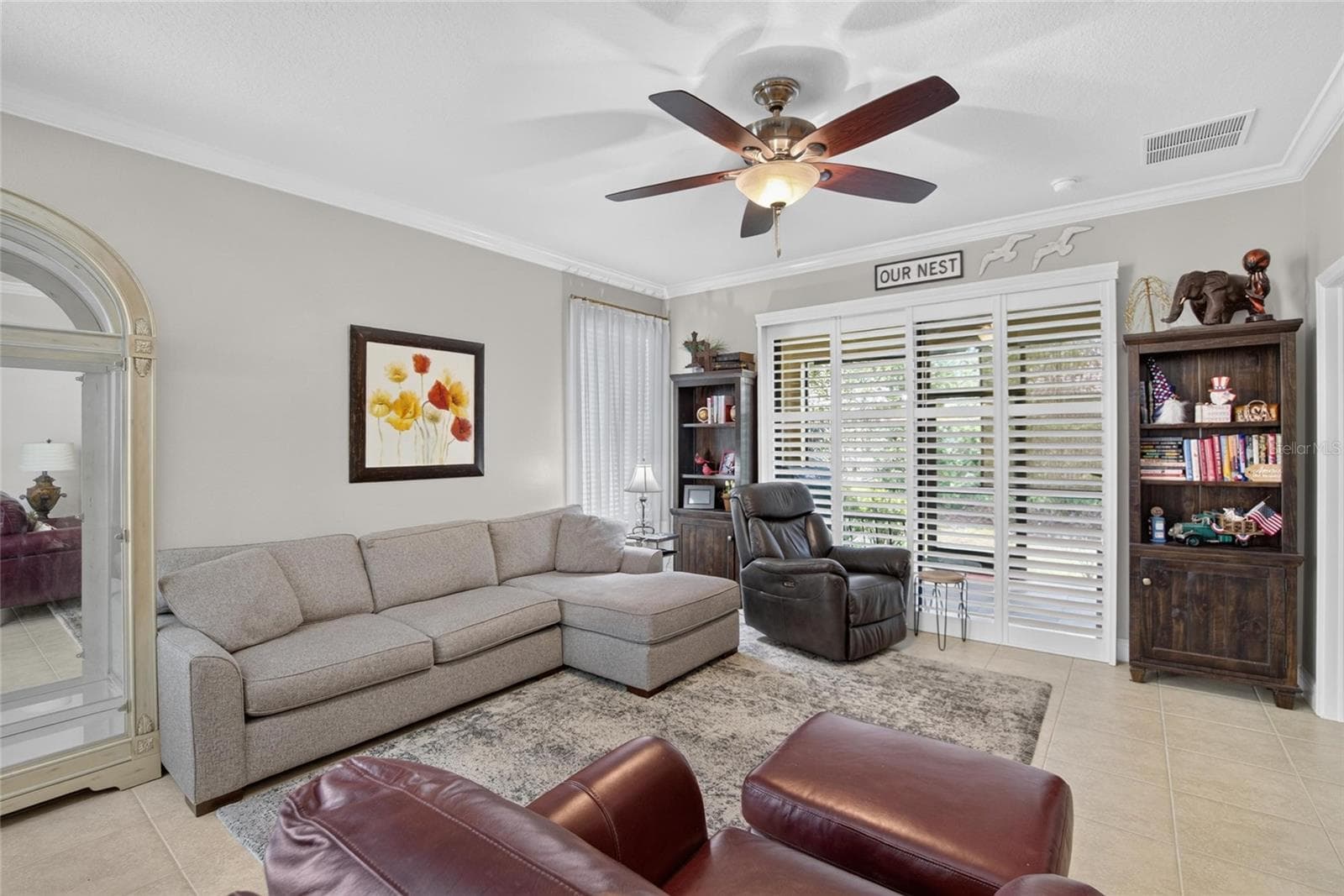 Living room - 342 BLUEWATER FALLS CT, APOLLO BEACH