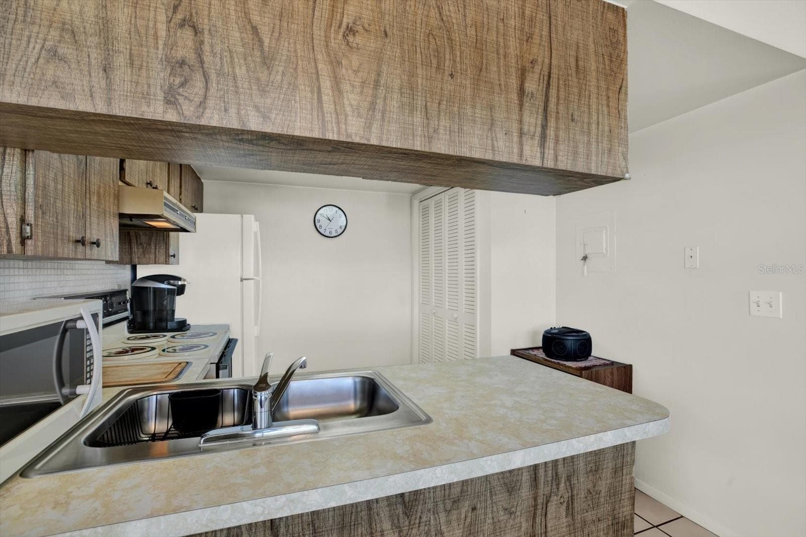 Condominium at 315 58TH ST #D, HOLMES BEACH, photo 8 of 18