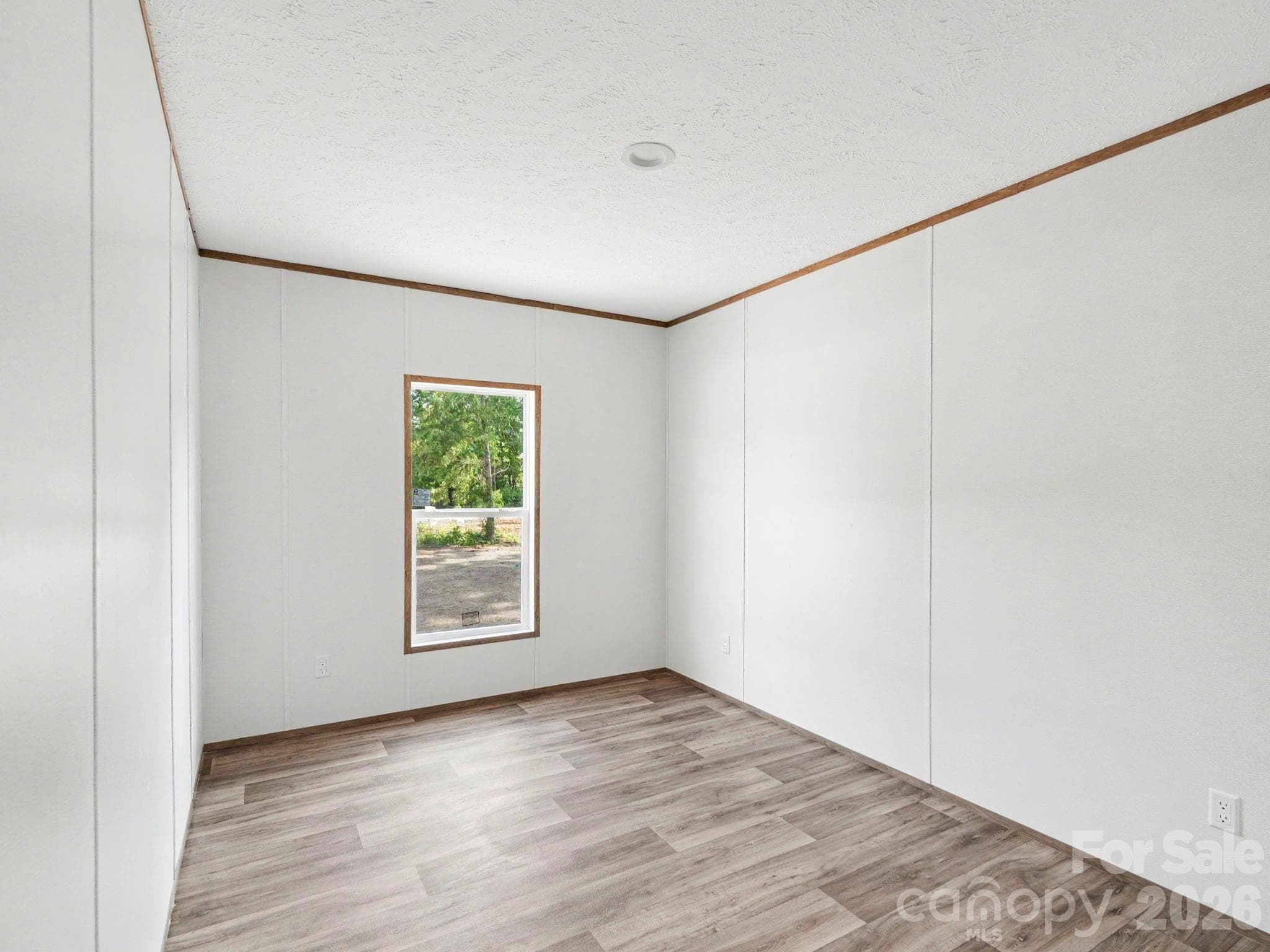 Single Family Residence at 330 Middle Brook Drive, Rockwell, photo 40 of 48