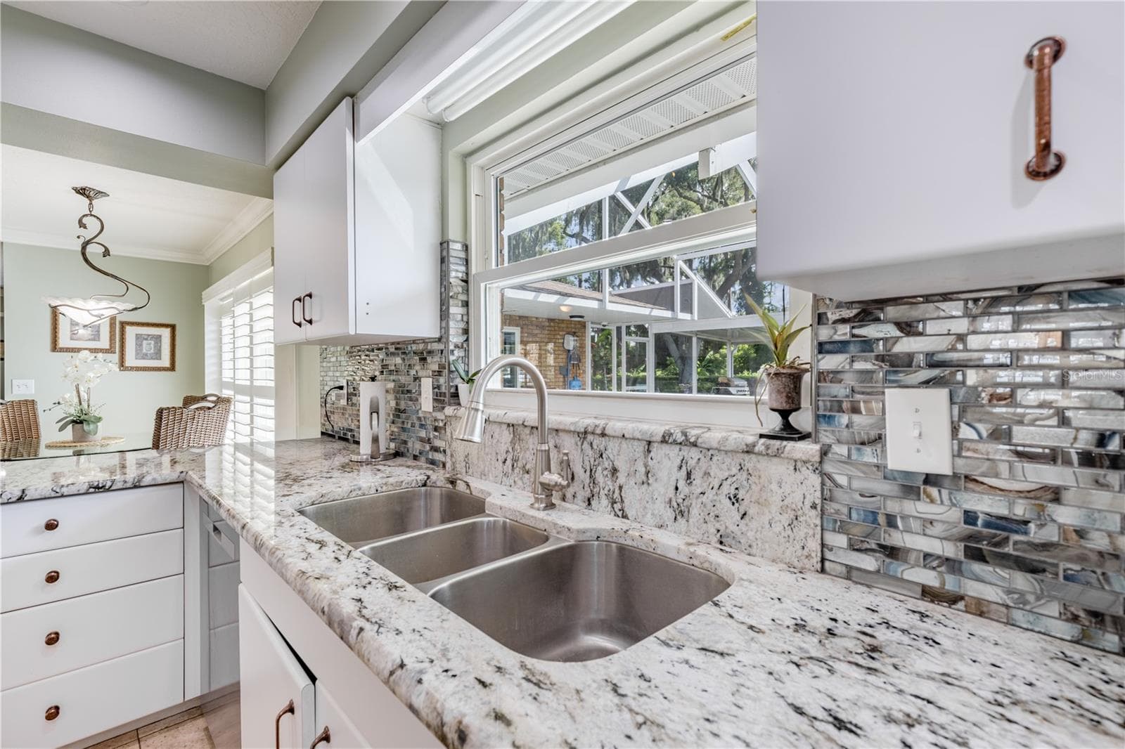 Single Family Residence at 32834 LAKESHORE DR, TAVARES, photo 59 of 86
