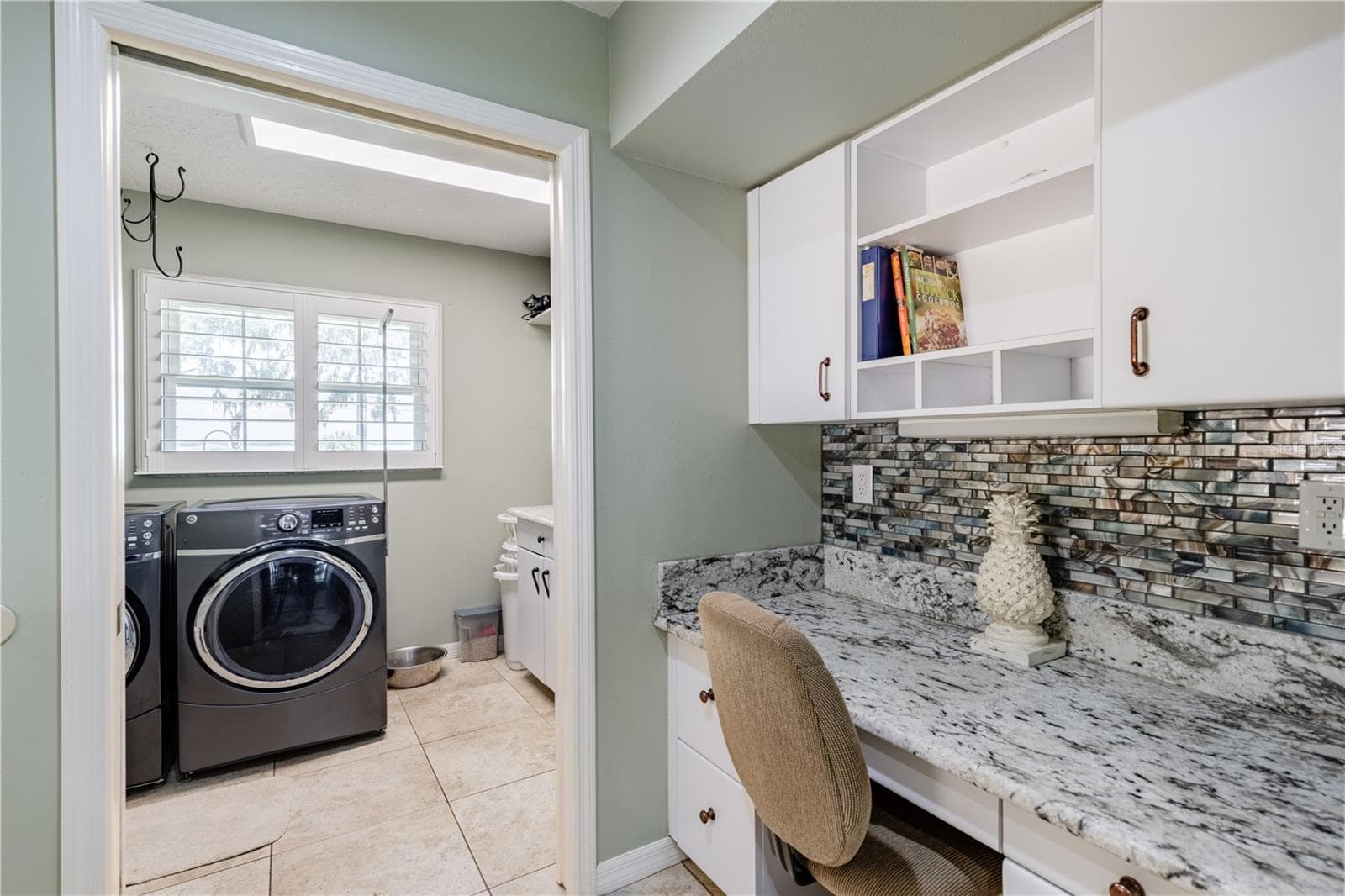 Single Family Residence at 32834 LAKESHORE DR, TAVARES, photo 61 of 86