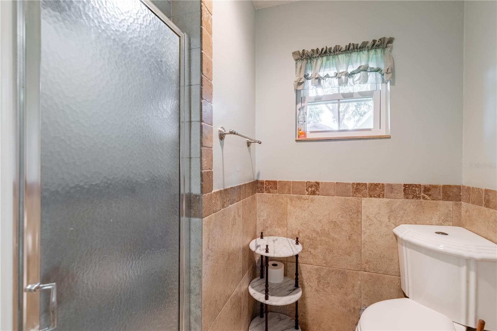 Primary Bathroom - 32834 LAKESHORE DR, TAVARES