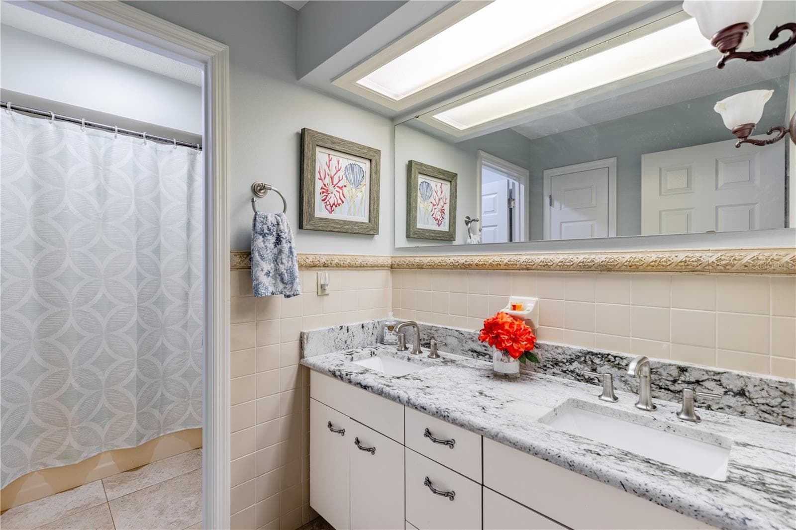 Bathroom #2 - 32834 LAKESHORE DR, TAVARES