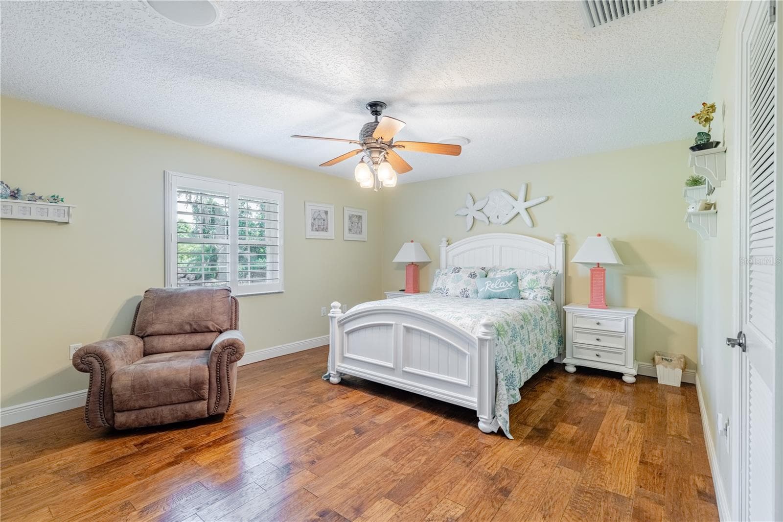 Bedroom #2 - 32834 LAKESHORE DR, TAVARES