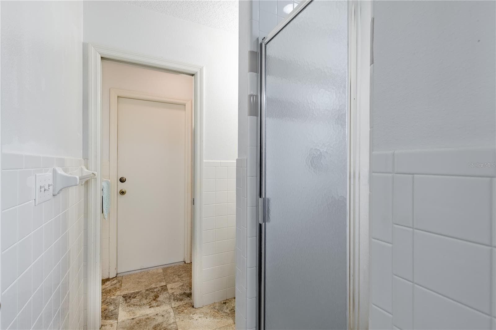 Cabana Bathroom and Pool Bathroom - 32834 LAKESHORE DR, TAVARES