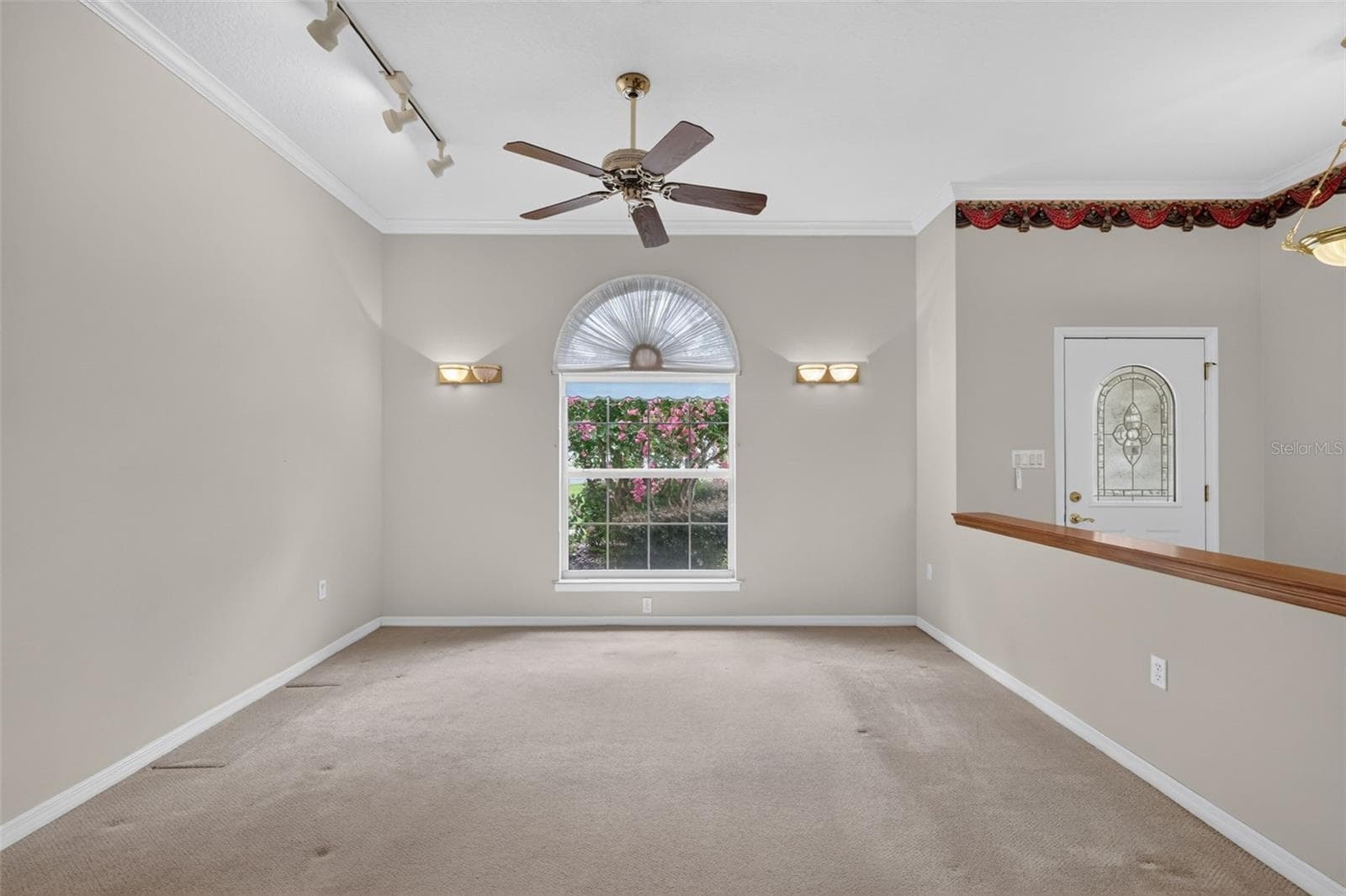Single Family Residence at 705 HILLTOP CT, MOUNT DORA, photo 13 of 57