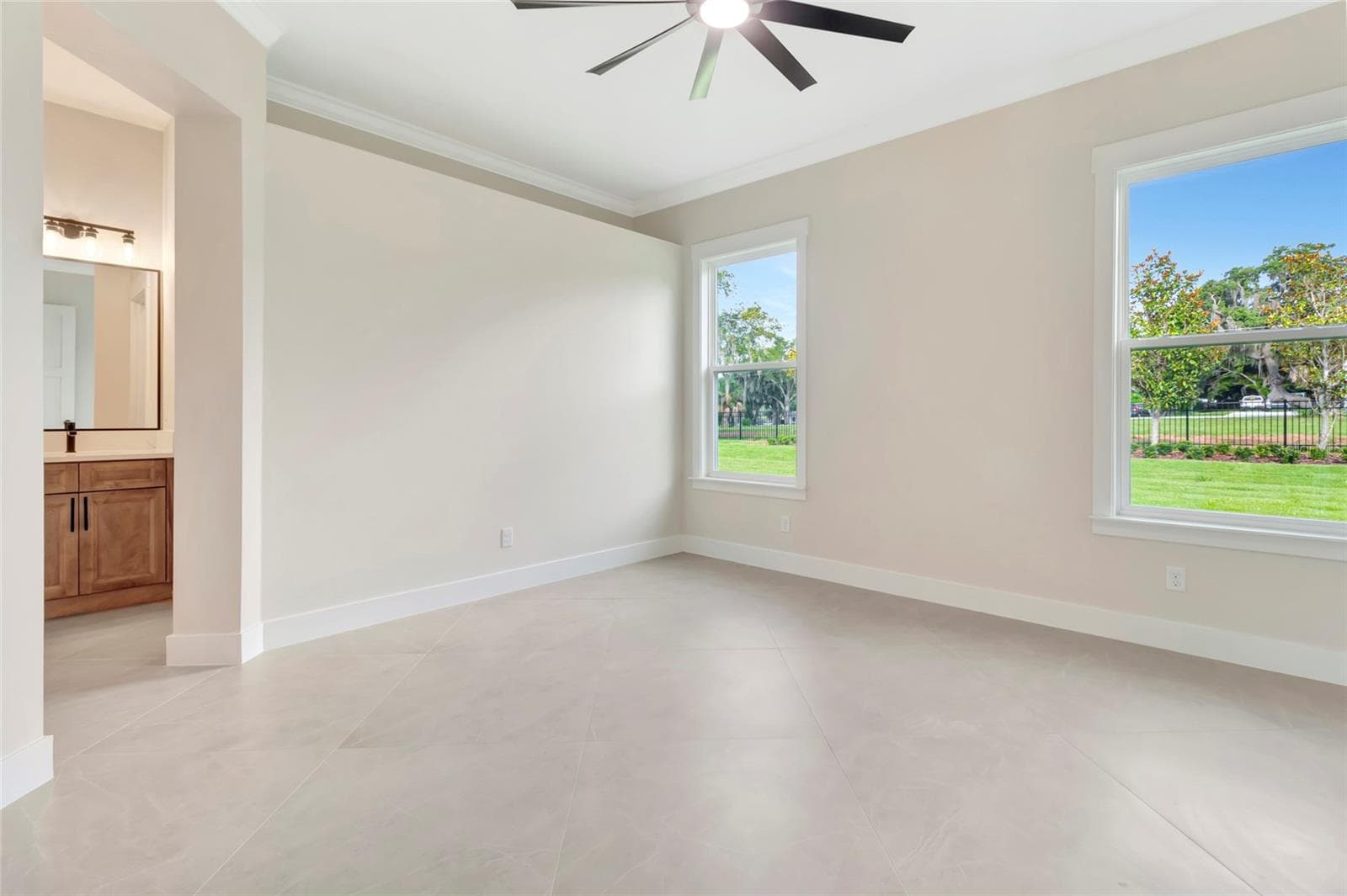 Single Family Residence at 17605 NINTH ST, MONTVERDE, photo 15 of 47