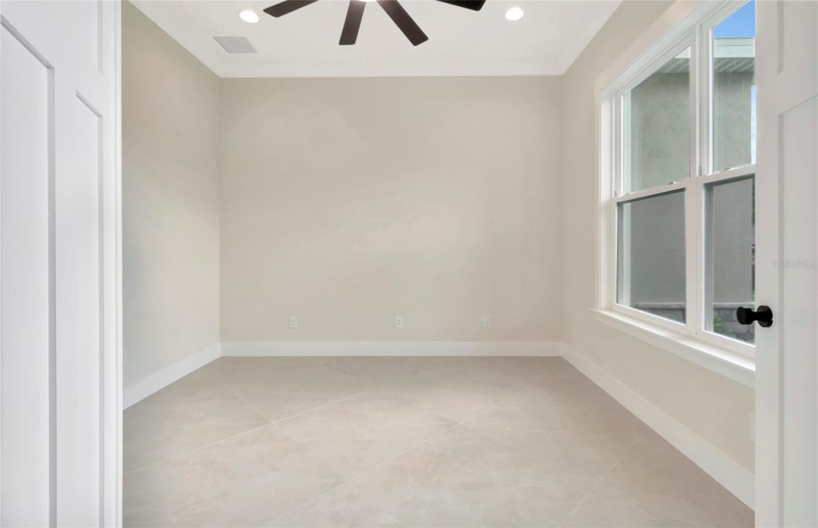 Den - 17605 NINTH ST, MONTVERDE