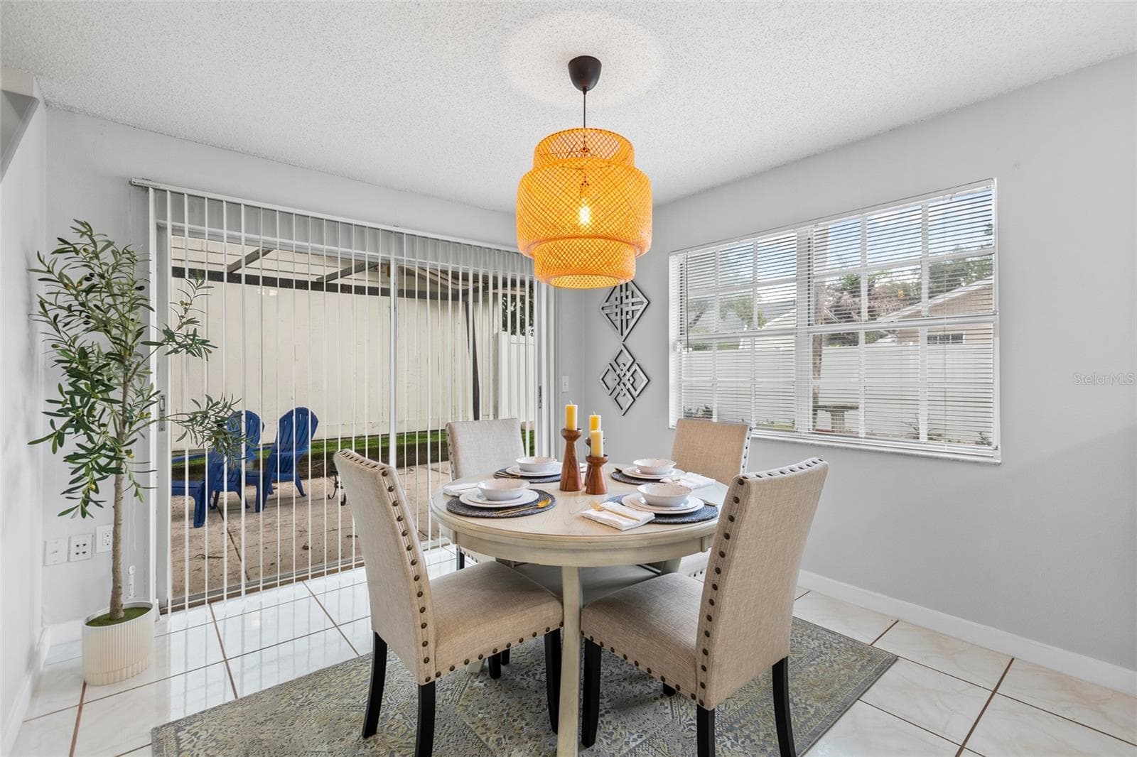 Single Family Residence at 7608 WILLOW PARK DR, TEMPLE TERRACE, photo 9 of 27