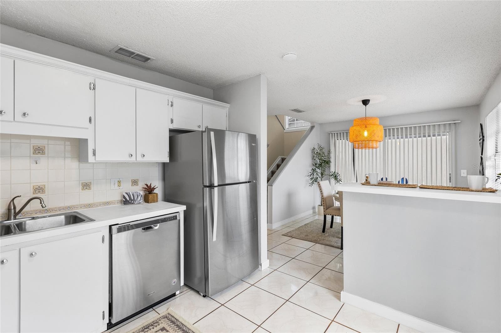 Single Family Residence at 7608 WILLOW PARK DR, TEMPLE TERRACE, photo 12 of 27
