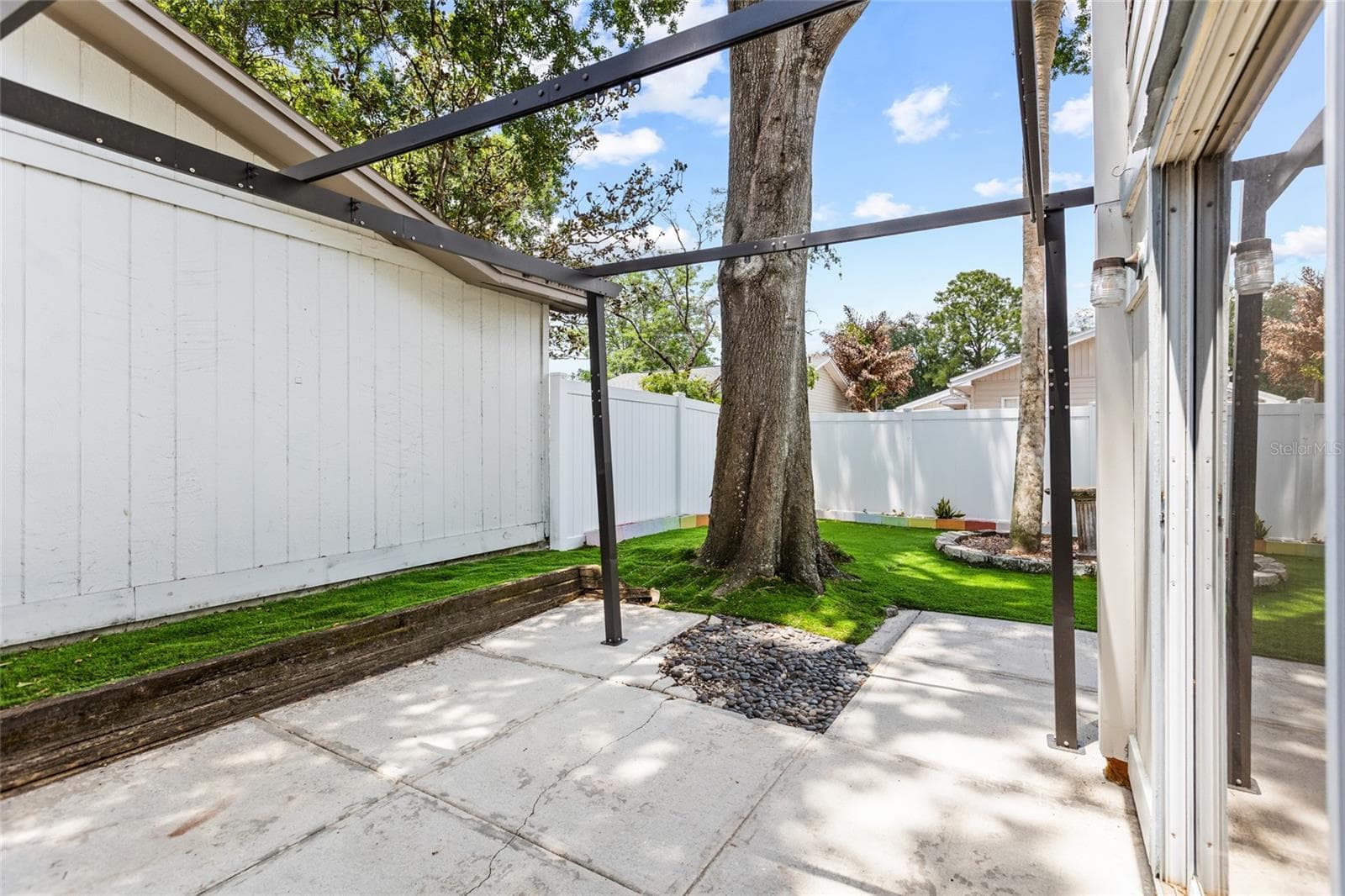 Single Family Residence at 7608 WILLOW PARK DR, TEMPLE TERRACE, photo 22 of 27