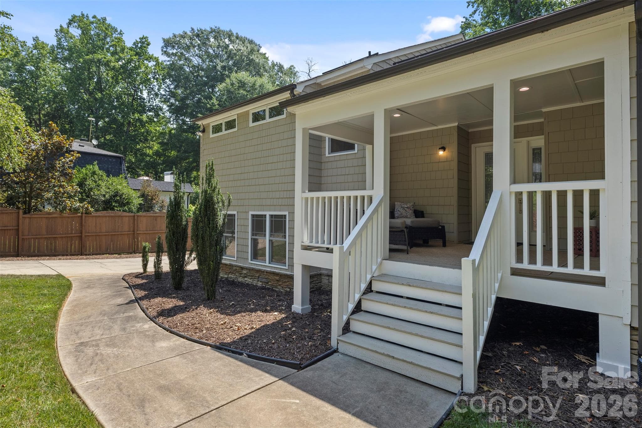 Single Family Residence at 6219 Fair Valley Drive, Charlotte, photo 4 of 36