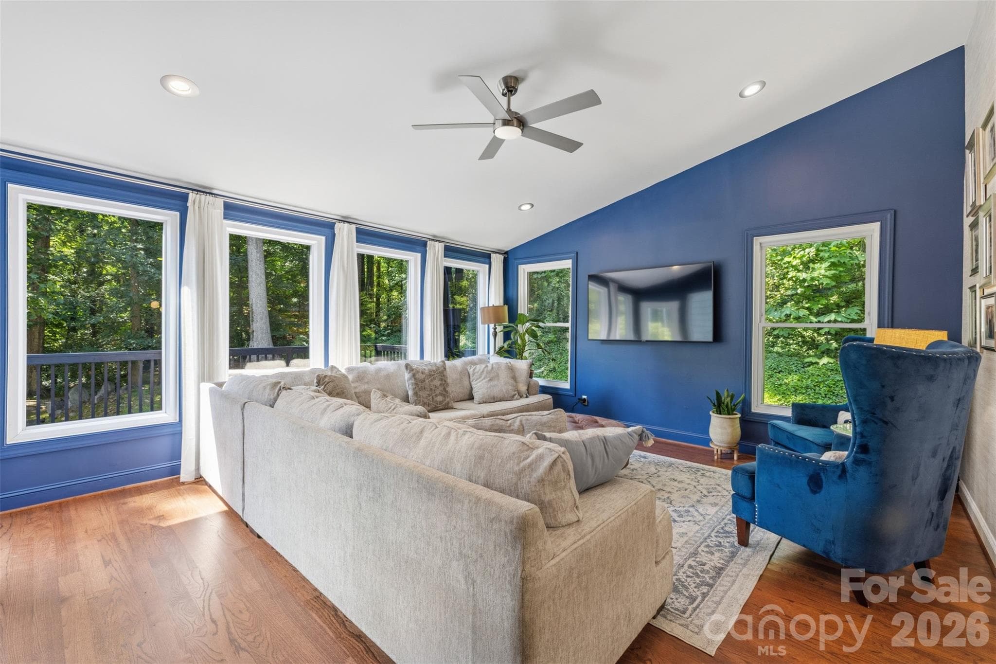 Single Family Residence at 6219 Fair Valley Drive, Charlotte, photo 10 of 36