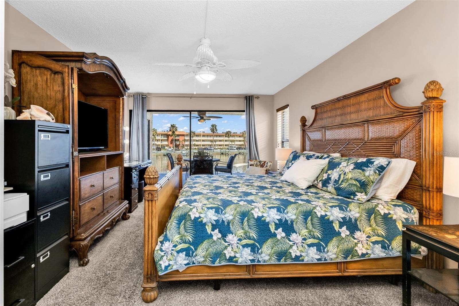 Condominium at 9050 MIDNIGHT PASS RD #1, SARASOTA, photo 21 of 43