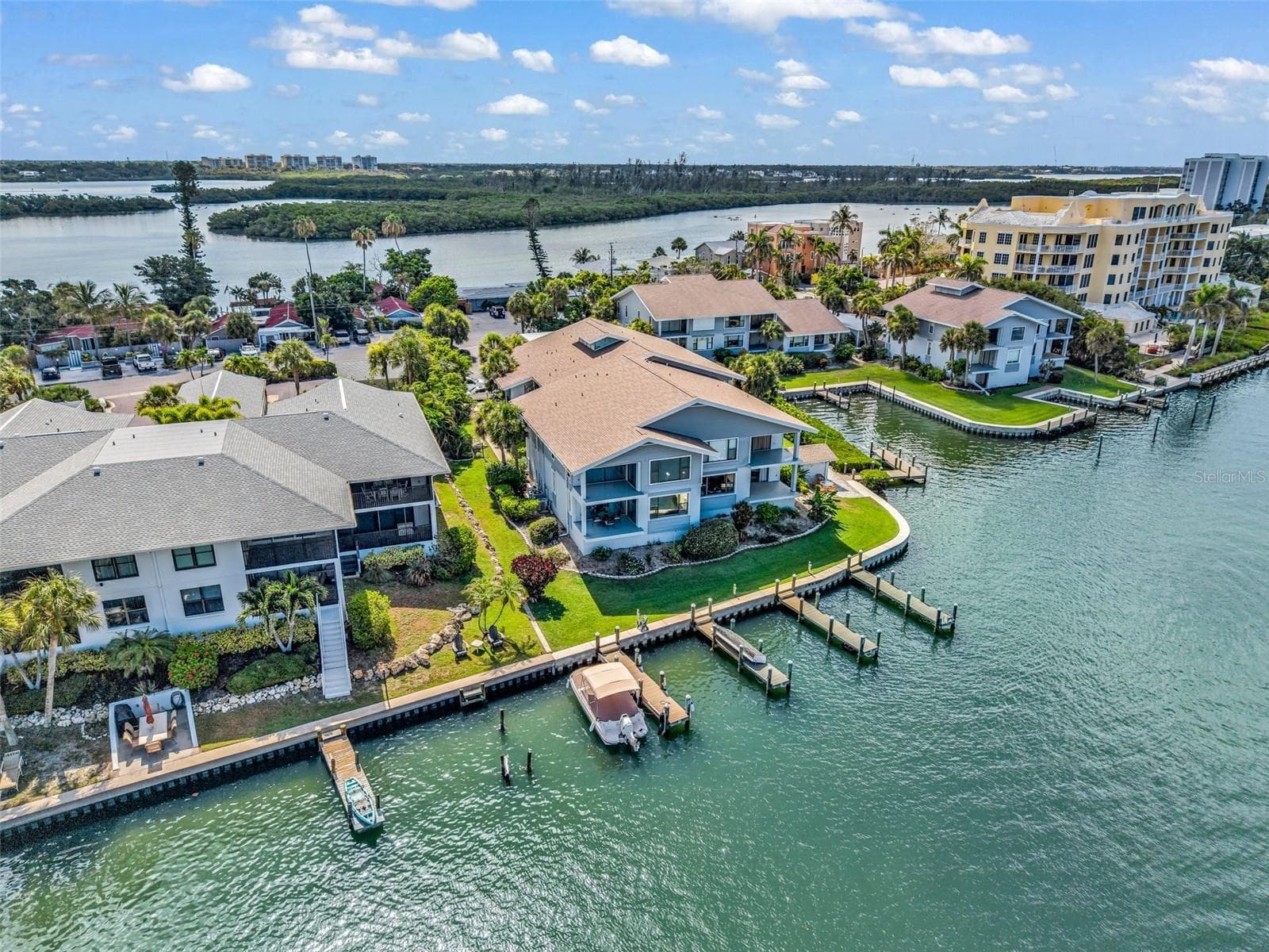 Condominium at 9050 MIDNIGHT PASS RD #1, SARASOTA, photo 34 of 43