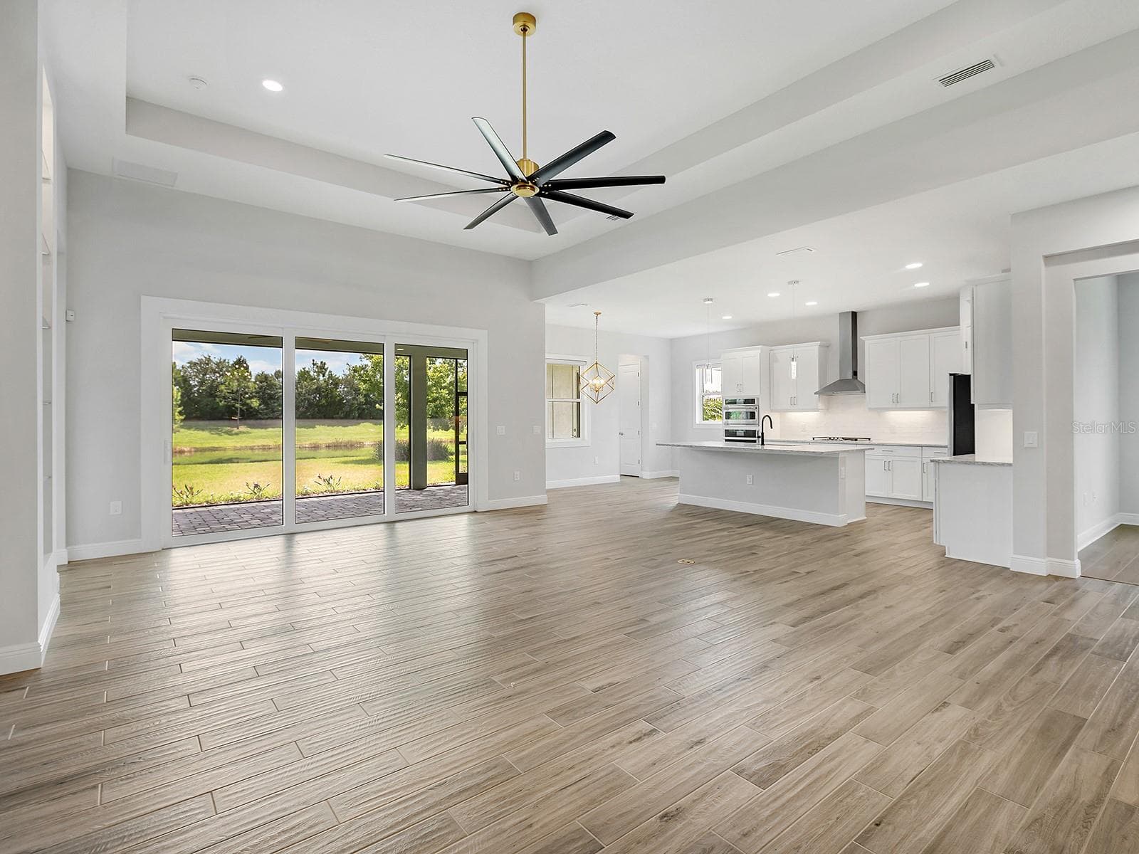 Single Family Residence at 8282 GRANDE SHORES DR, SARASOTA, photo 13 of 87