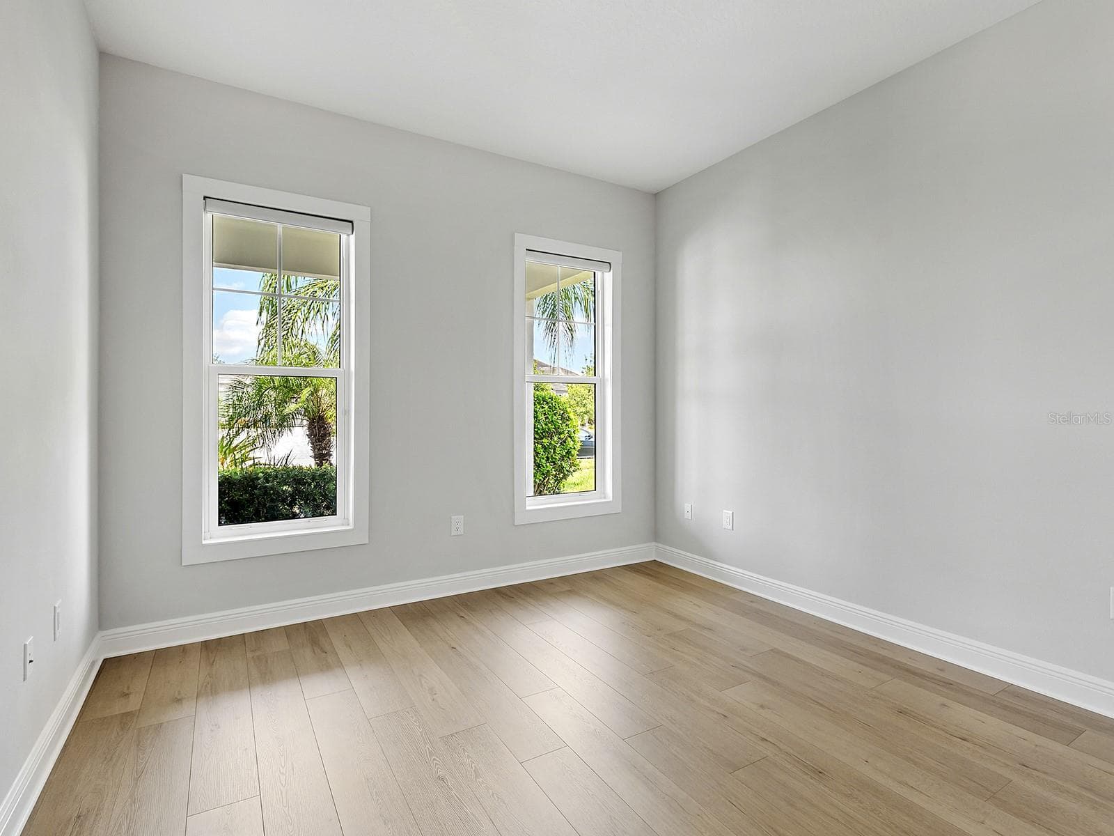 Single Family Residence at 8282 GRANDE SHORES DR, SARASOTA, photo 42 of 87