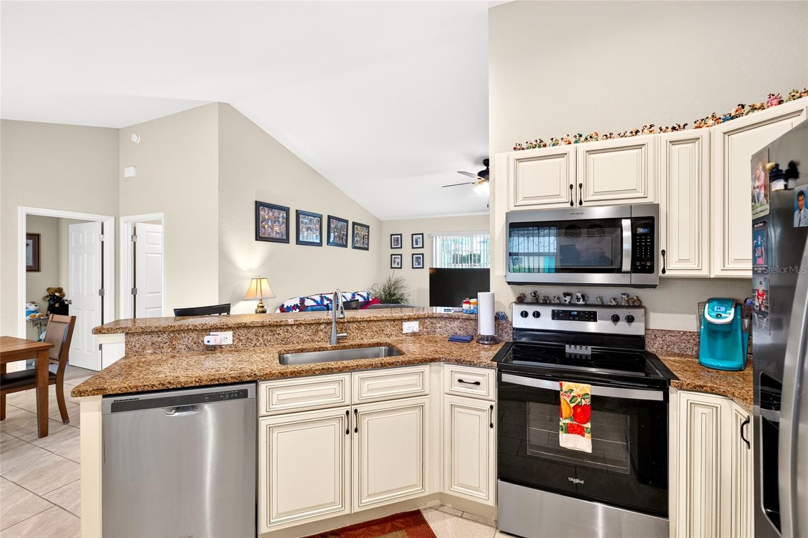 Single Family Residence at 13581 SW 48TH CT, OCALA, photo 13 of 35