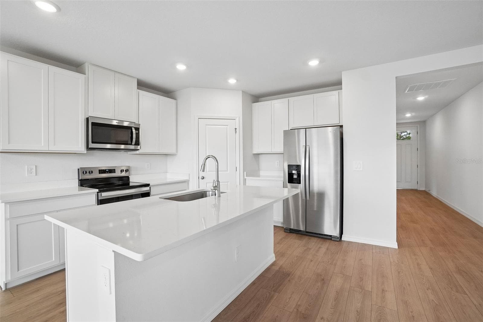 Single Family Residence at 13696 UMBER FOREST ST, HUDSON, photo 18 of 39