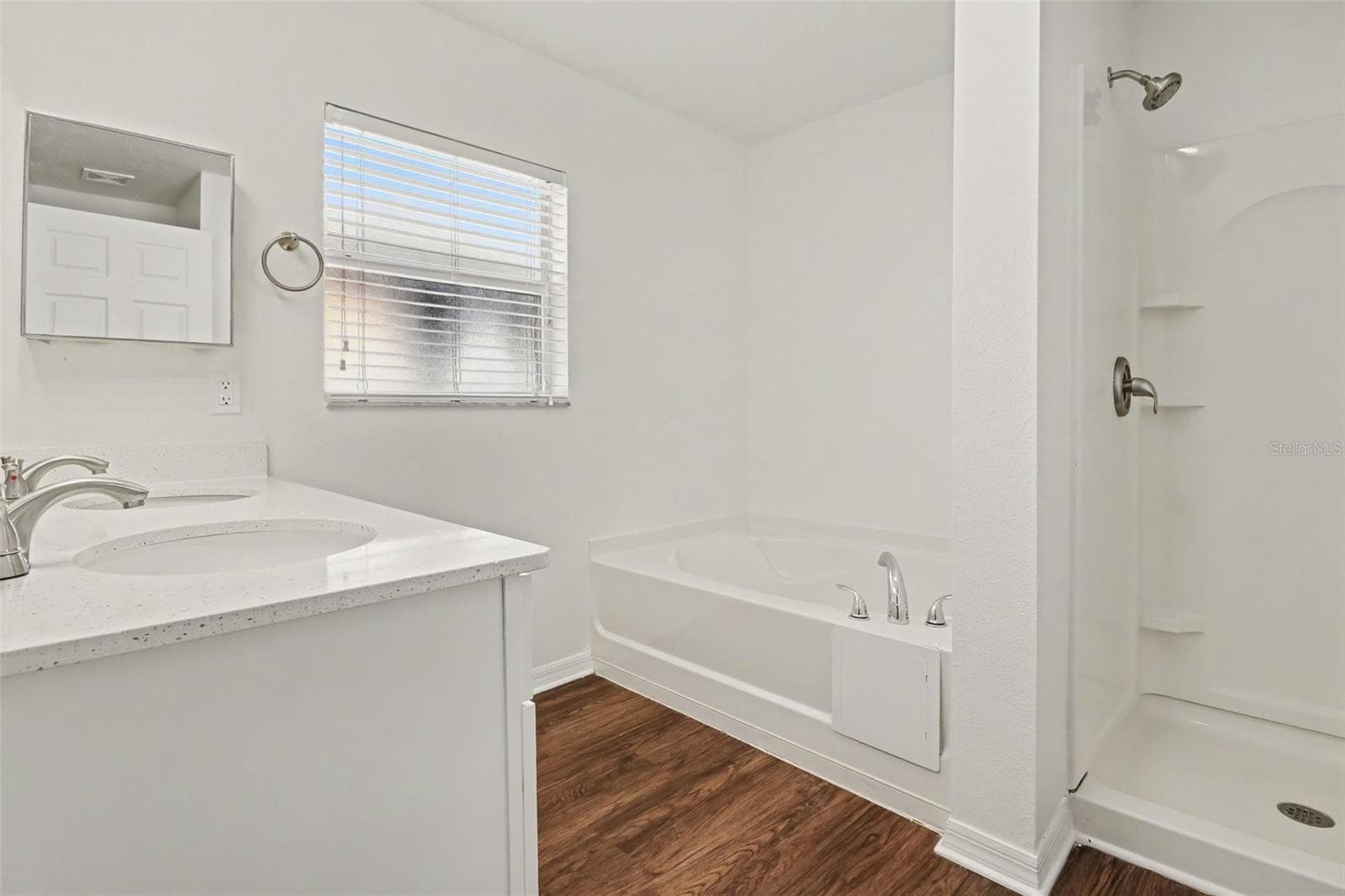 Single Family Residence at 1544 ALGONKIN LOOP, ORLANDO, photo 19 of 29