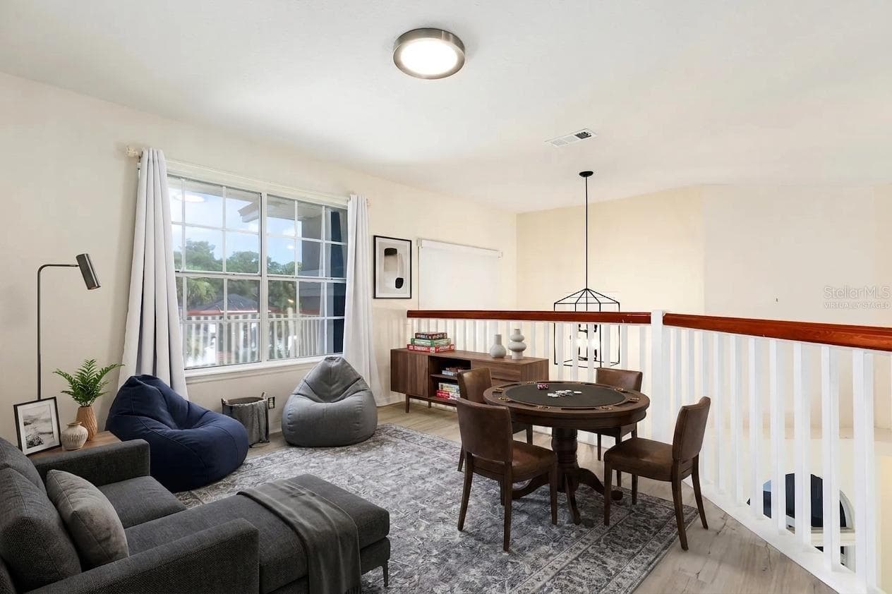 Virtually staged loft - 1153 OAK TREE CIR, ALTAMONTE SPRINGS