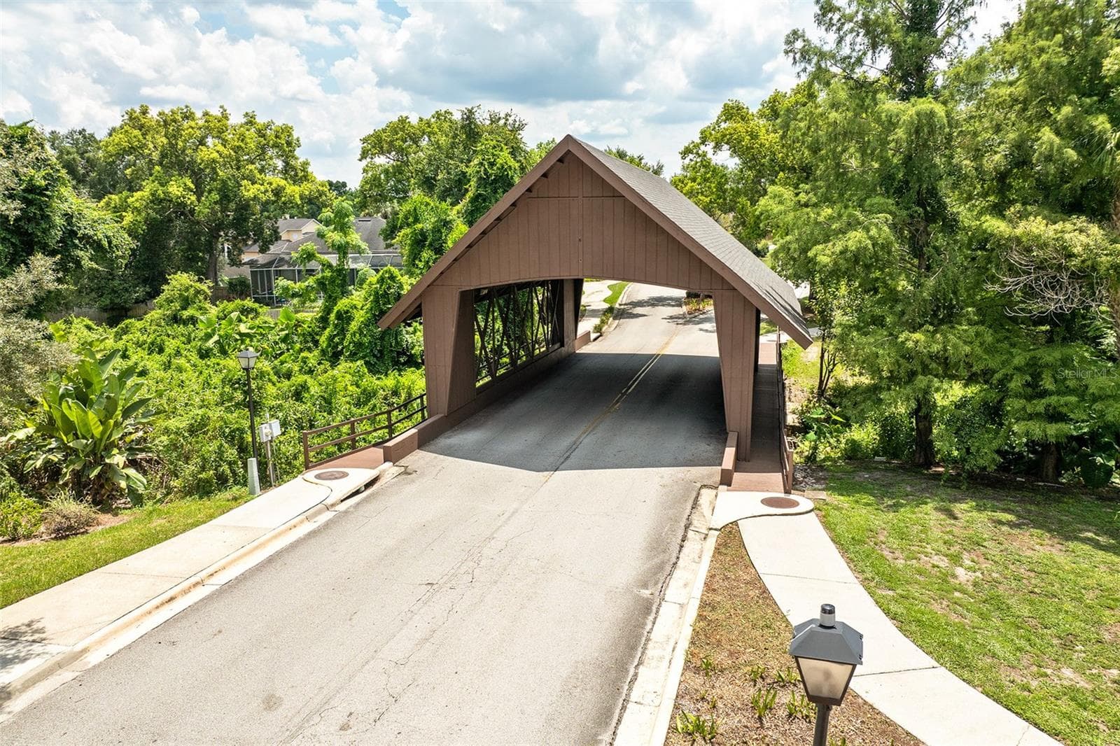 Country Creek's signature covered bridge - 1153 OAK TREE CIR, ALTAMONTE SPRINGS