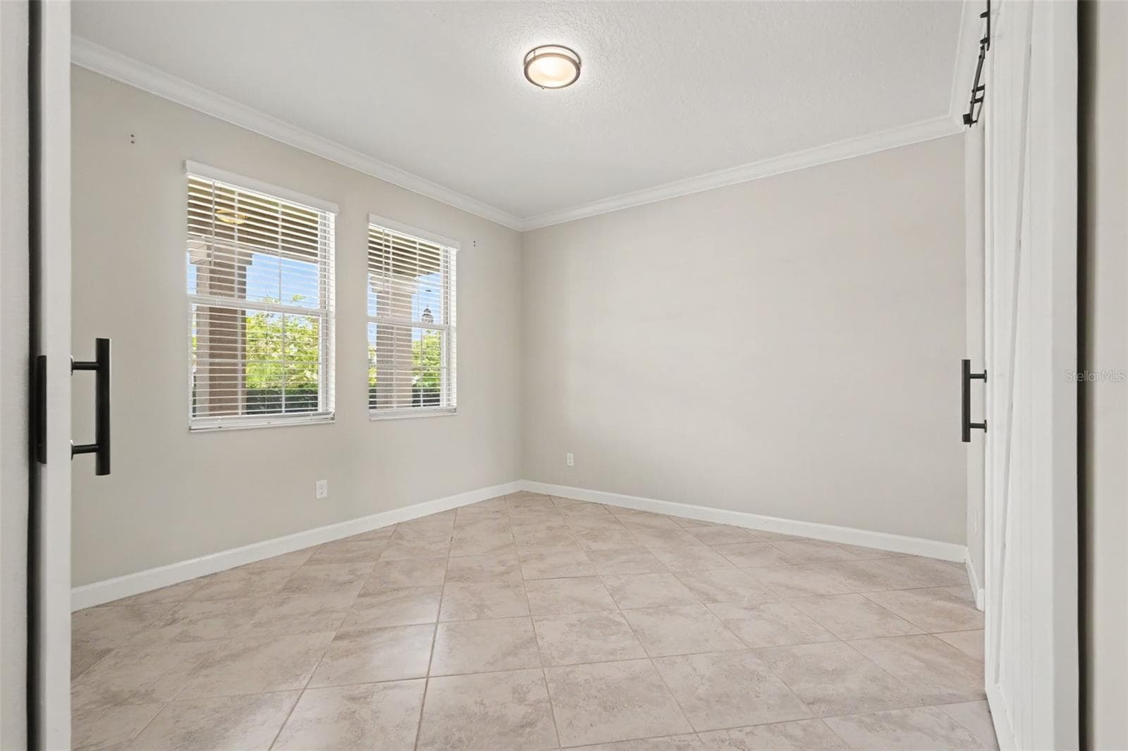 Single Family Residence at 9173 SHADYSIDE LN, LAND O LAKES, photo 9 of 31