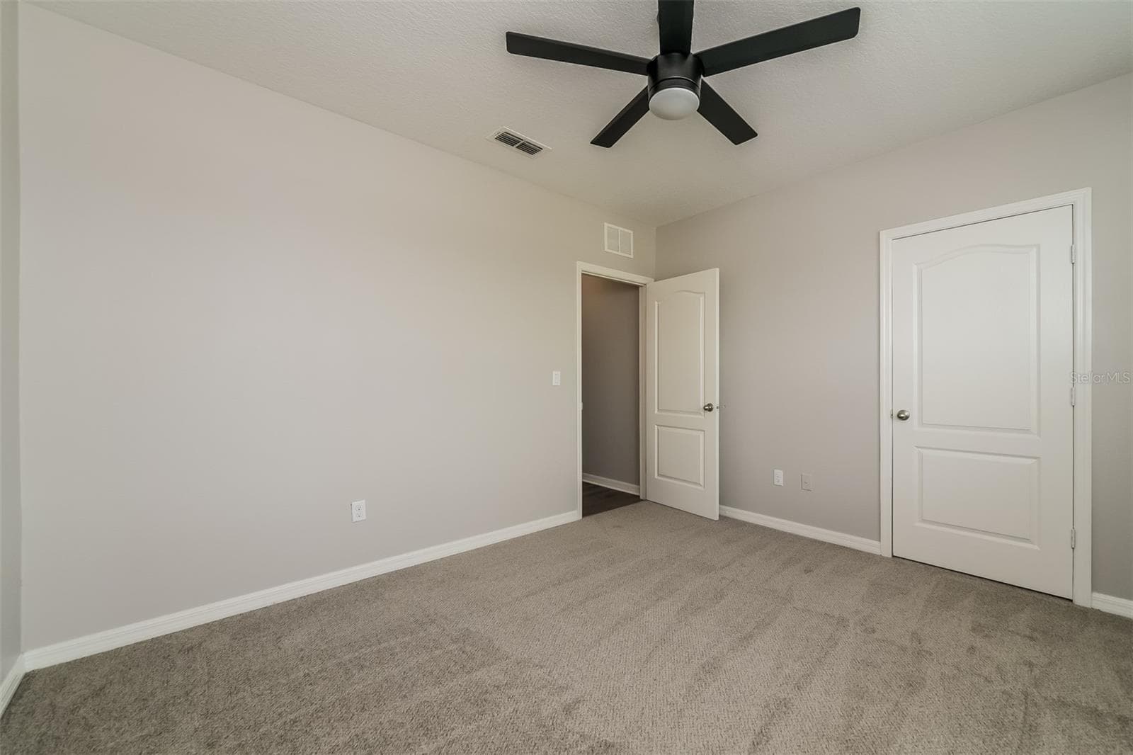 Single Family Residence at 321 ALEXZANDER WAY, WINTER HAVEN, photo 28 of 35