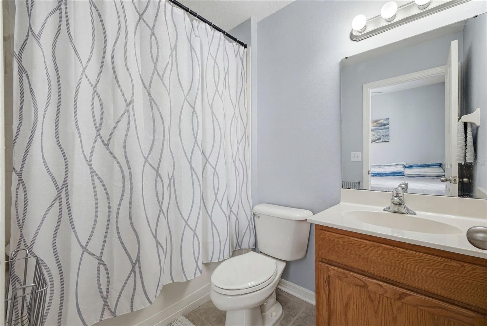 Ensuite bath - 6846 PINE SPRINGS, WESLEY CHAPEL