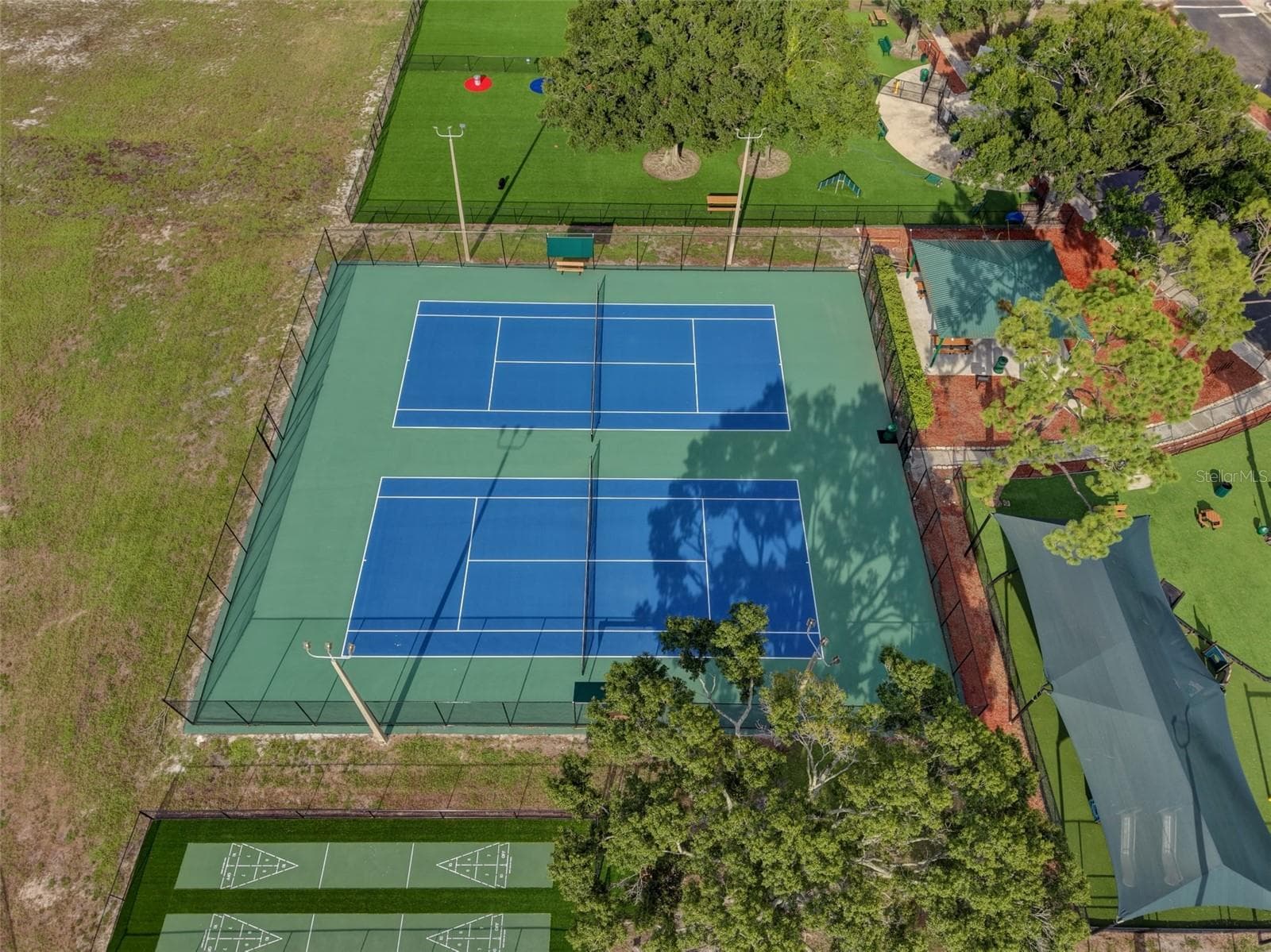 Amenities - 13222 PINE CREEK CIR, RIVERVIEW