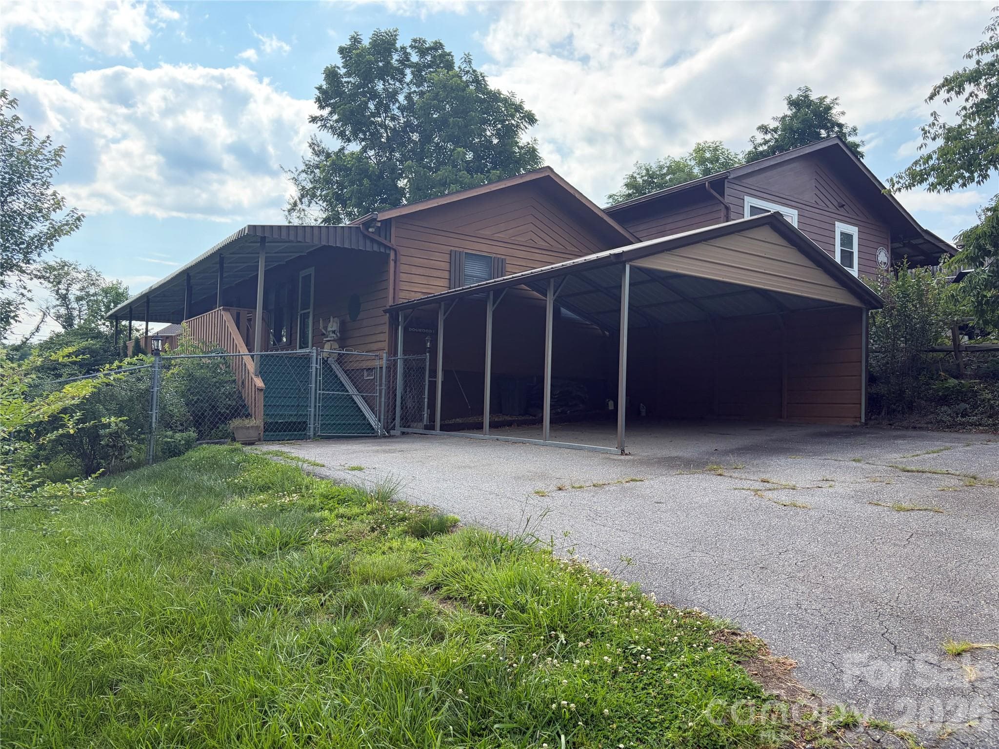 256A Bruce Road