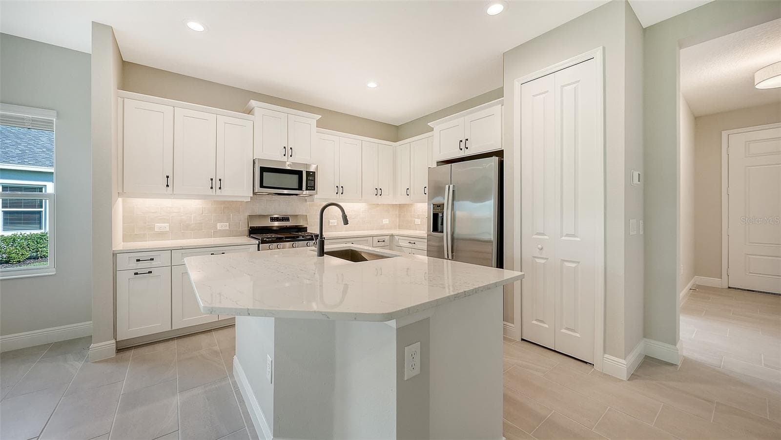 Villa at 11653 GREAT BROOK LN, PARRISH, photo 12 of 33