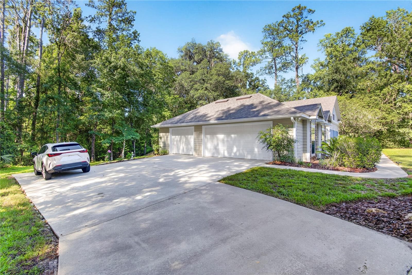 Single Family Residence at 11415 NW 10TH LN, GAINESVILLE, photo 10 of 68