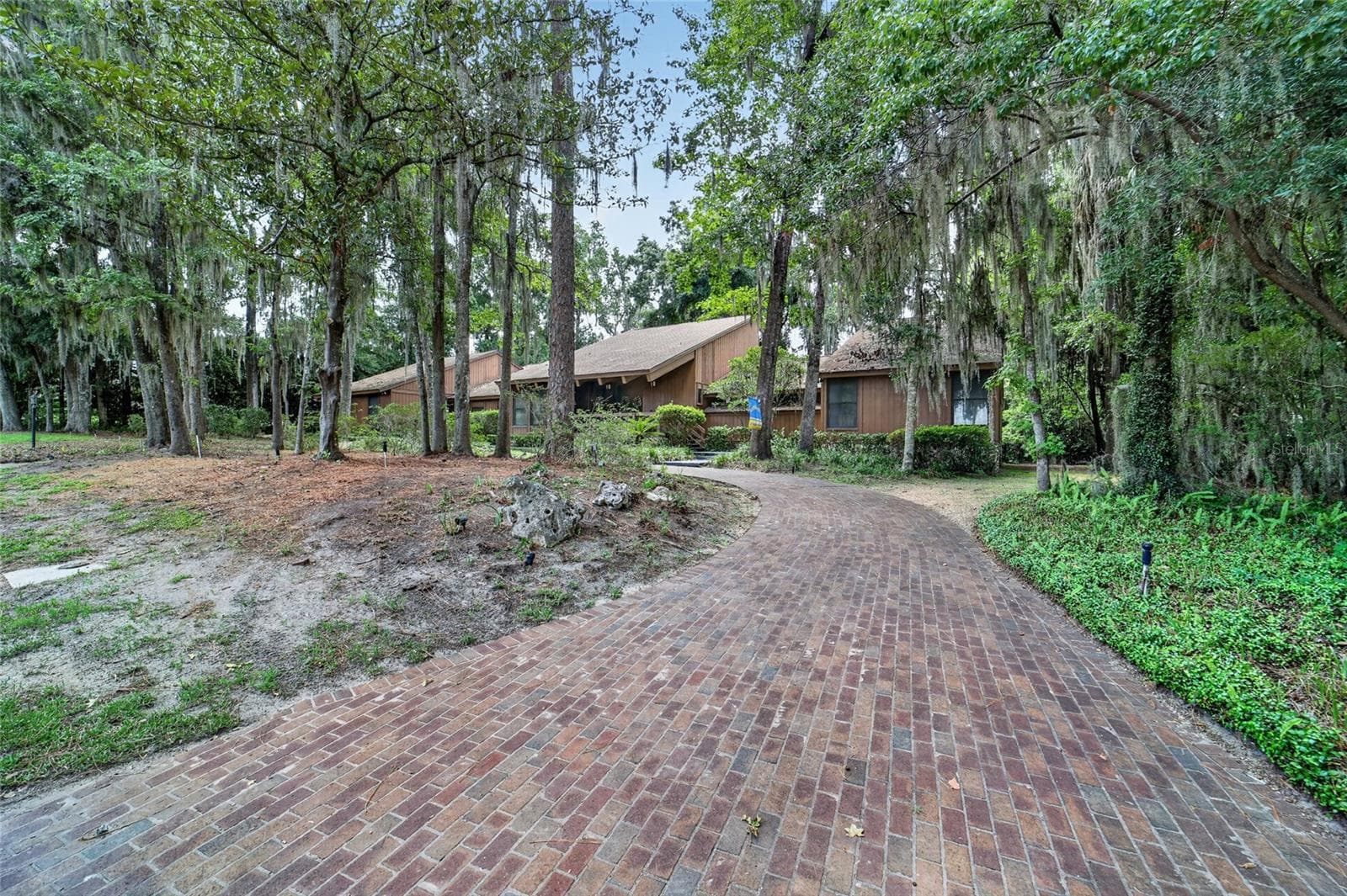 Single Family Residence at 2411 SE 15TH ST, OCALA, photo 4 of 100