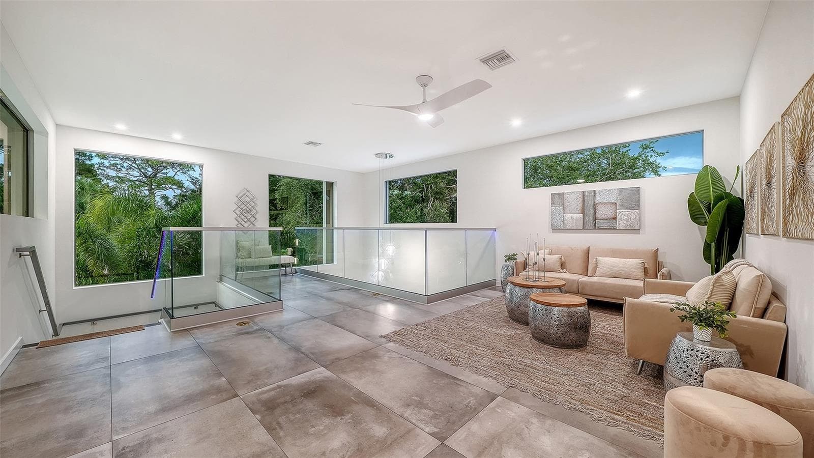 Single Family Residence at 2050 EUCLID TER, SARASOTA, photo 13 of 39