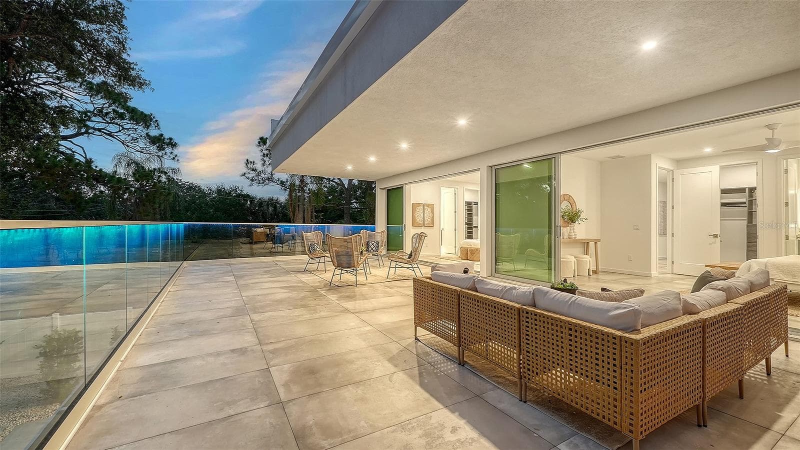 Single Family Residence at 2050 EUCLID TER, SARASOTA, photo 24 of 39
