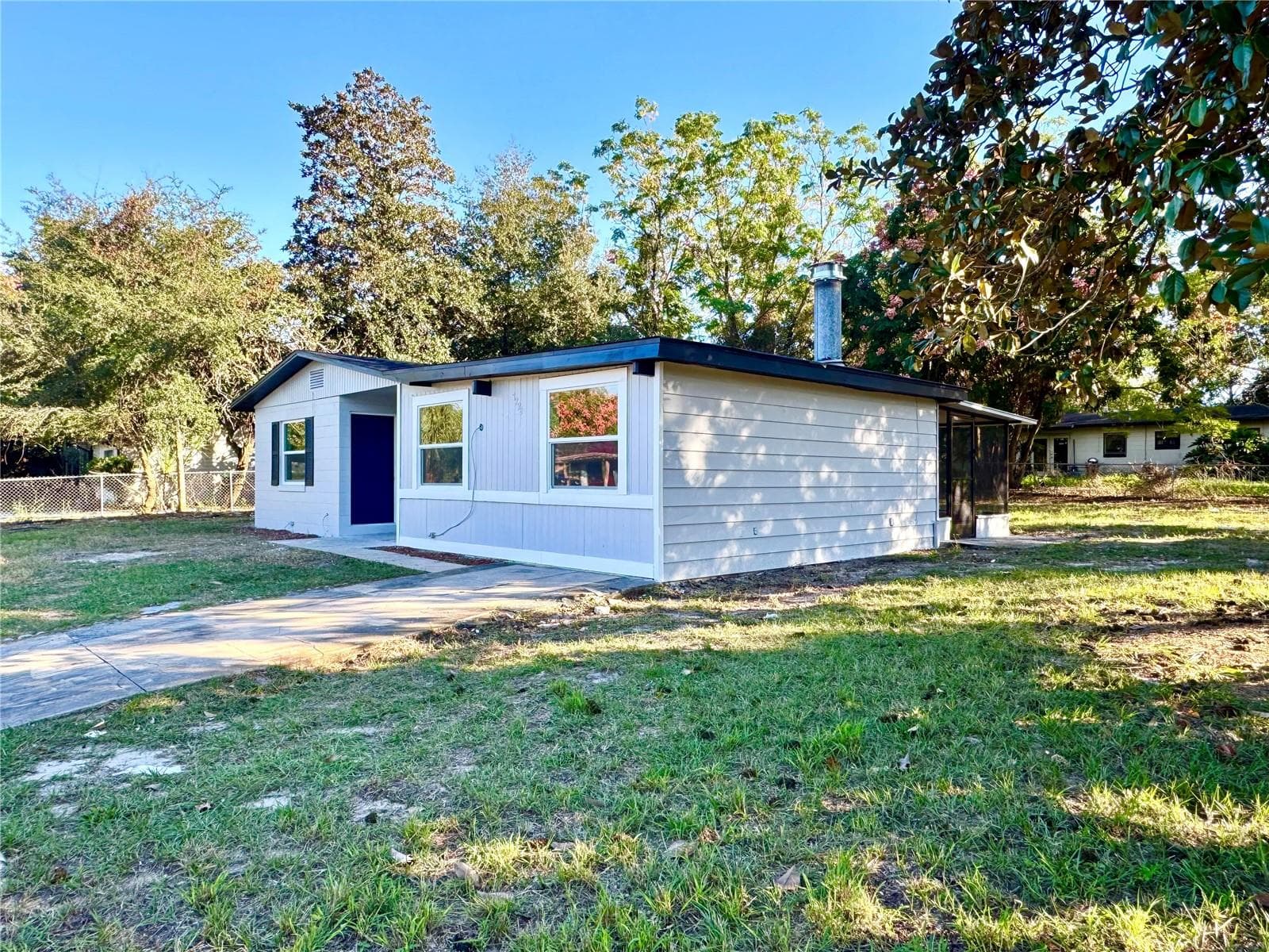 Single Family Residence at 7224 VALIANT CT, ORLANDO, photo 2 of 30