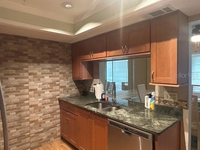 Kitchen - 7102 W COUNTRY CLUB DR N, SARASOTA