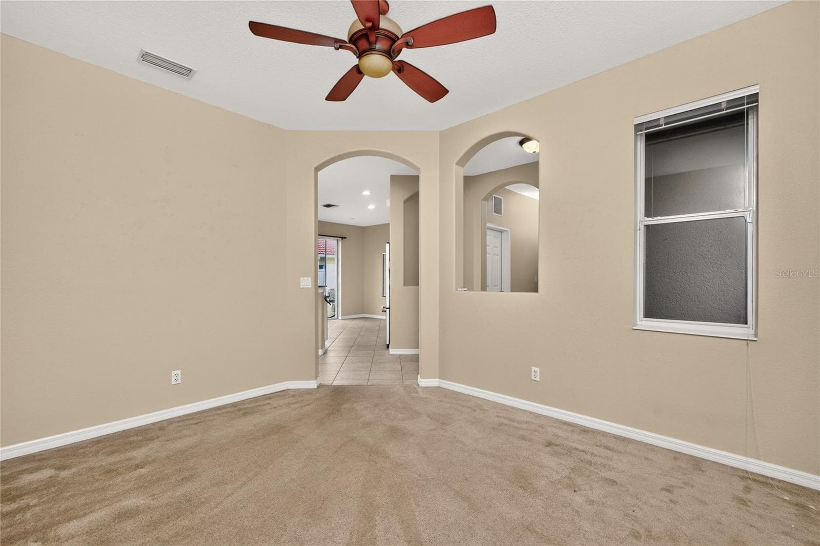 Single Family Residence at 246 MESTRE PL, NORTH VENICE, photo 6 of 64
