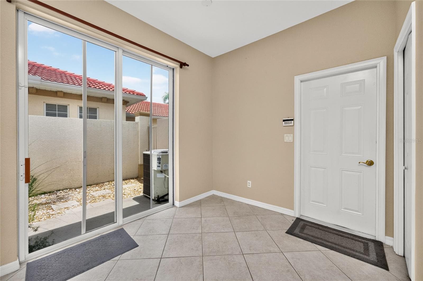Single Family Residence at 246 MESTRE PL, NORTH VENICE, photo 15 of 64
