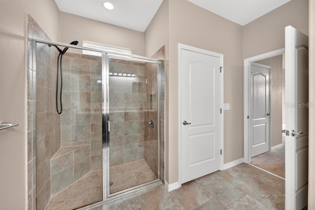 Single Family Residence at 736 E VICTORIA TRAILS BLVD, DELAND, photo 43 of 67
