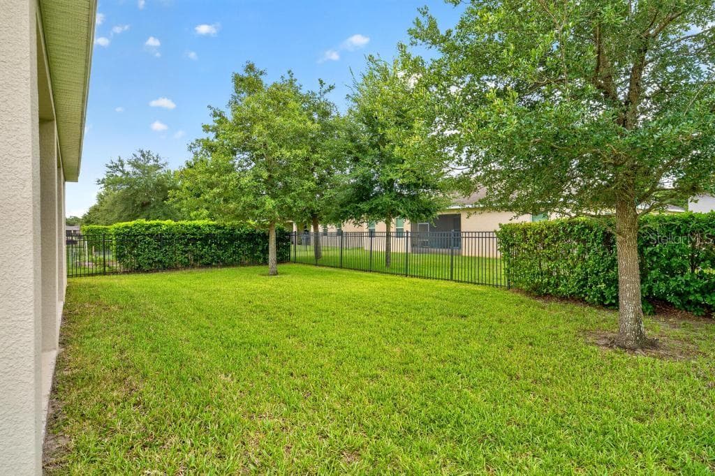 Single Family Residence at 736 E VICTORIA TRAILS BLVD, DELAND, photo 52 of 67