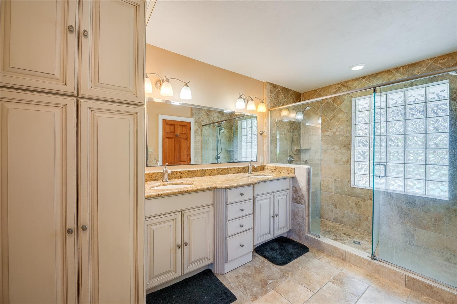 Primary bathroom - 697 JOHN ANDERSON DR, ORMOND BEACH